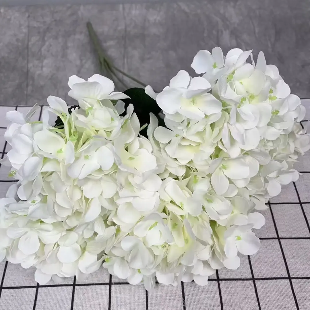 DKB High Quality 5 Heads Lilac Purple Latex Hydrangea Artificial Real Touch Lavender Hydrangea Bouquet for Wedding