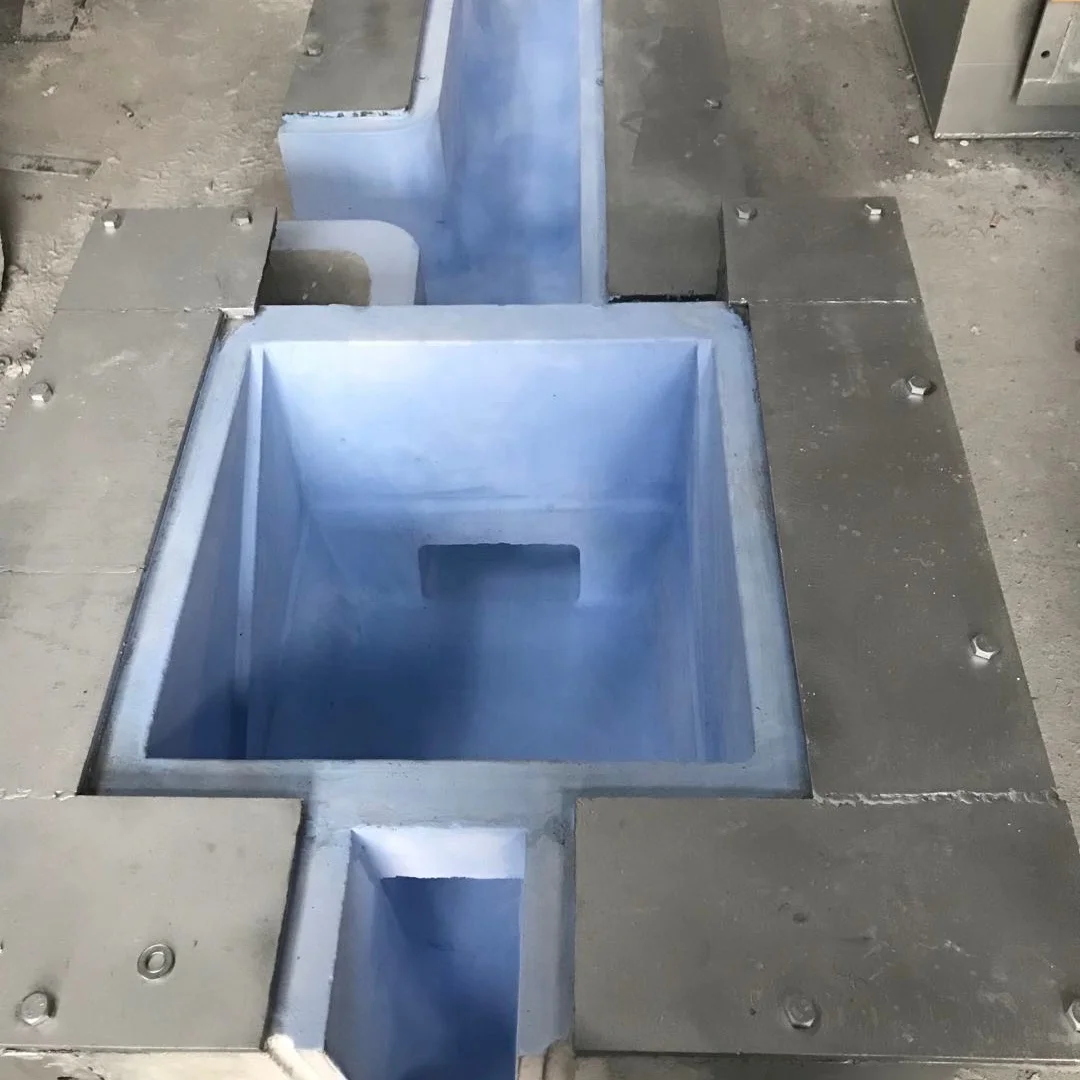 ULTRA-CAST FS refractory castable  based on fused silica for launder and filter box