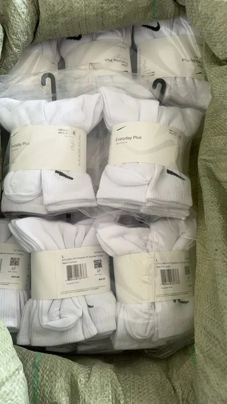 Bulk wholesale 6pack cushion cotton sport socks custom logo basketball long athletic socks for men