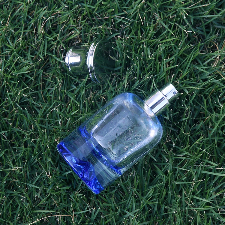 2021 Unique Design Blue Luxury Cylinder Empty Wholesale Unique Perfume Glass Bottle Refillable Glass Bottle Perfume