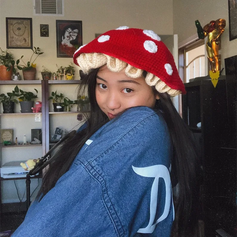 2024 Winter unisexes crochet bean hat funky mushroom style fun party hat with cartoon pattern
