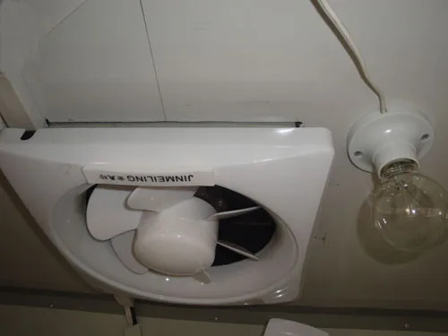 HHD fully automatic incubator large hatching machine 8448 chicken eggs industrial incubator in Zambia