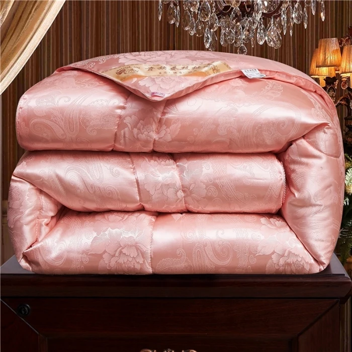 Home hotel winter king size wholesale duvet jacquard mulberry silk comforter quilt