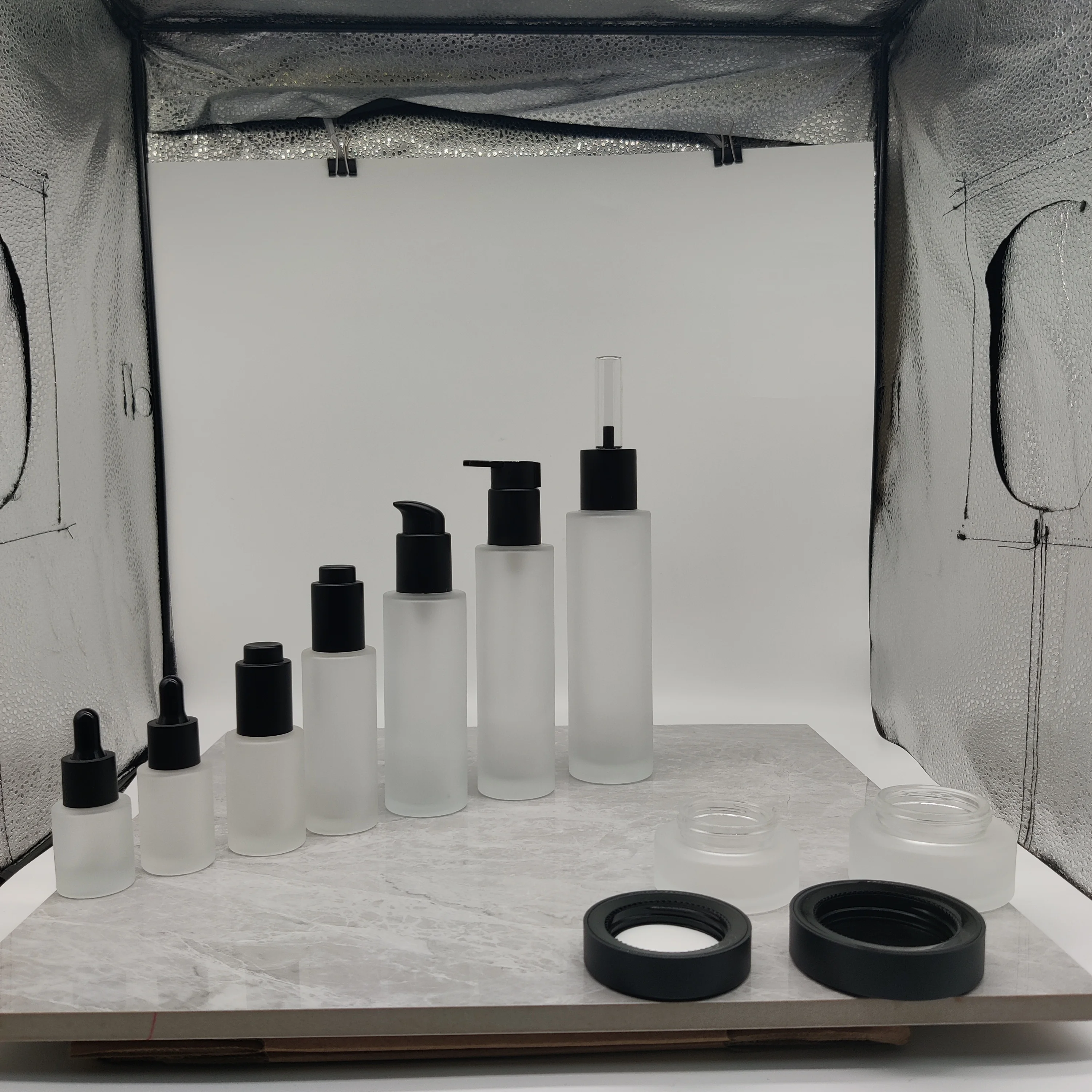 5ml 15ml 20ml 30ml 50ml 100ml essential oil serum flat shoulder frosted clear glass dropper