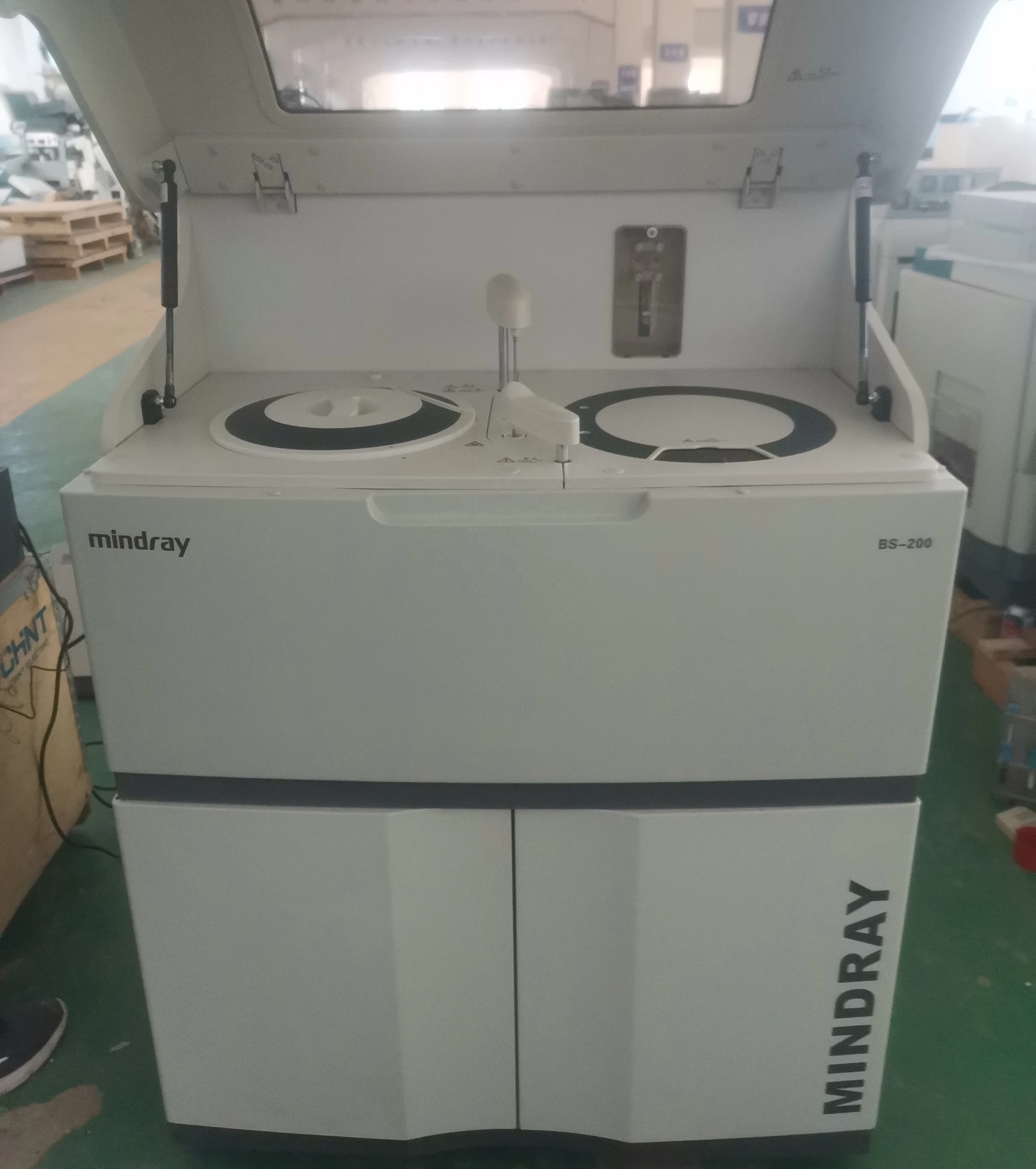 Mindray BS200,Refurished automatic biochemical analyzer, used laboratory equipment, with good condition.