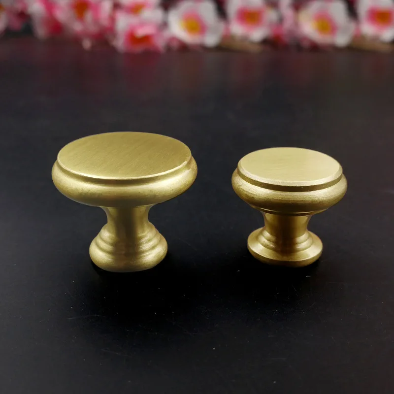 Custom Brass Nordic Oak Black Walnut European Drawer Wardrobe Door Handle Simple Handle Cabinet Single Hole Cone Knobs