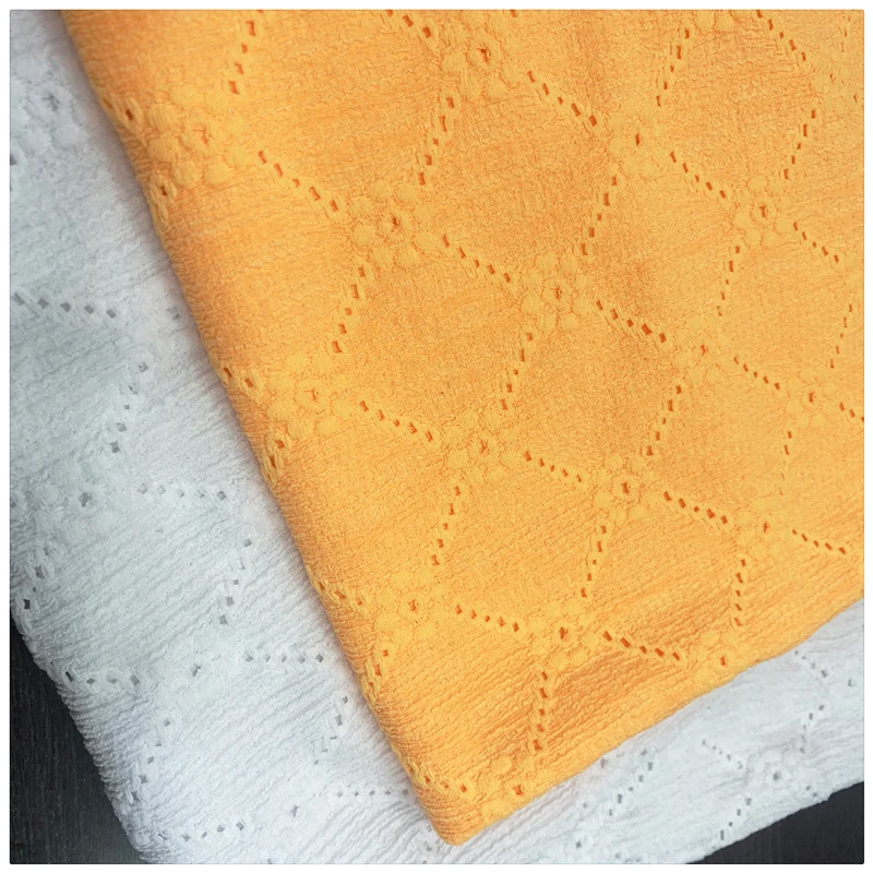 Chinese factories sell autumn and winter thick polyester 98% spandex 2% knitted jacquard crepe lace fabric
