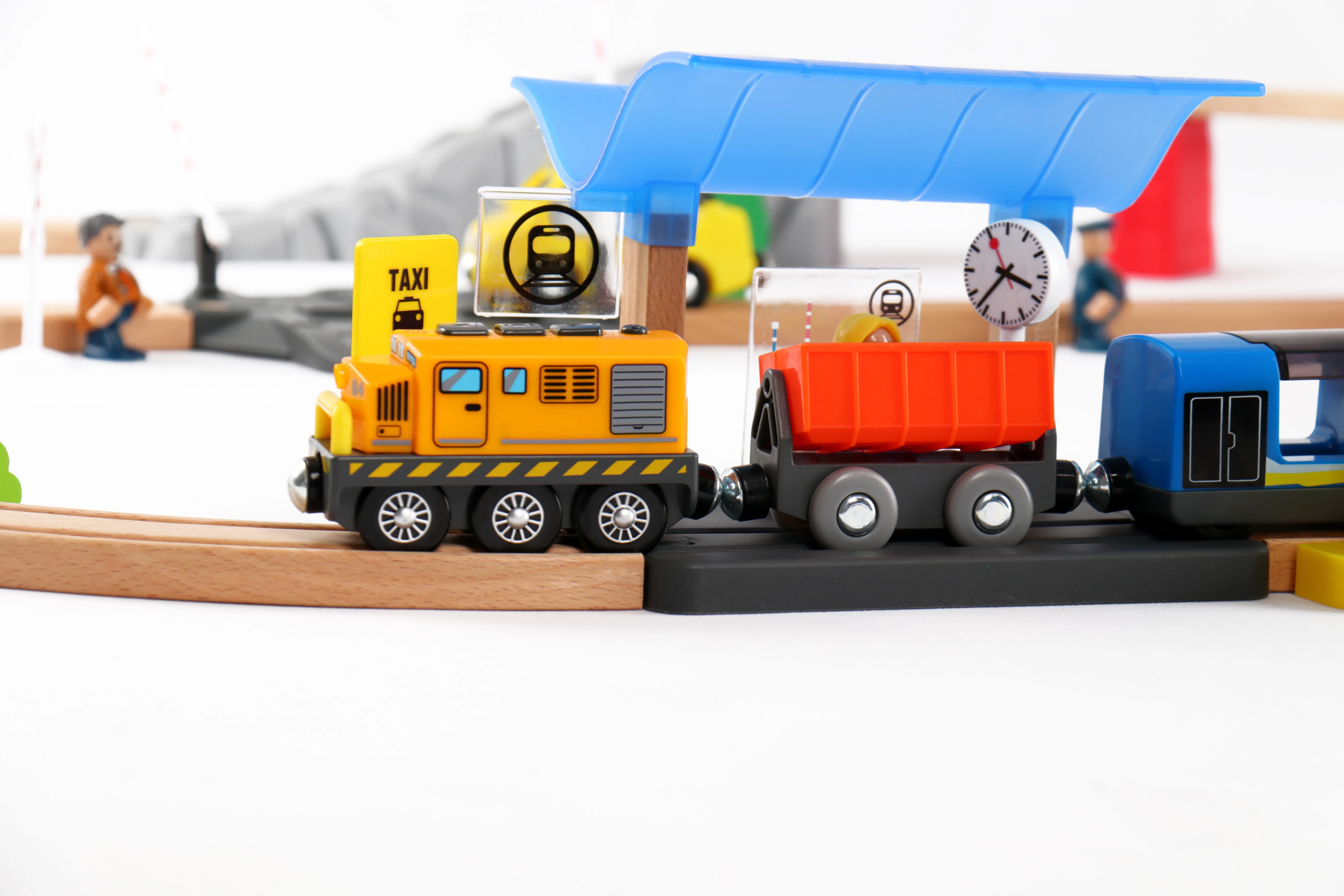  Train track toy roller coaster super long train team large wooden sliding electric early education and