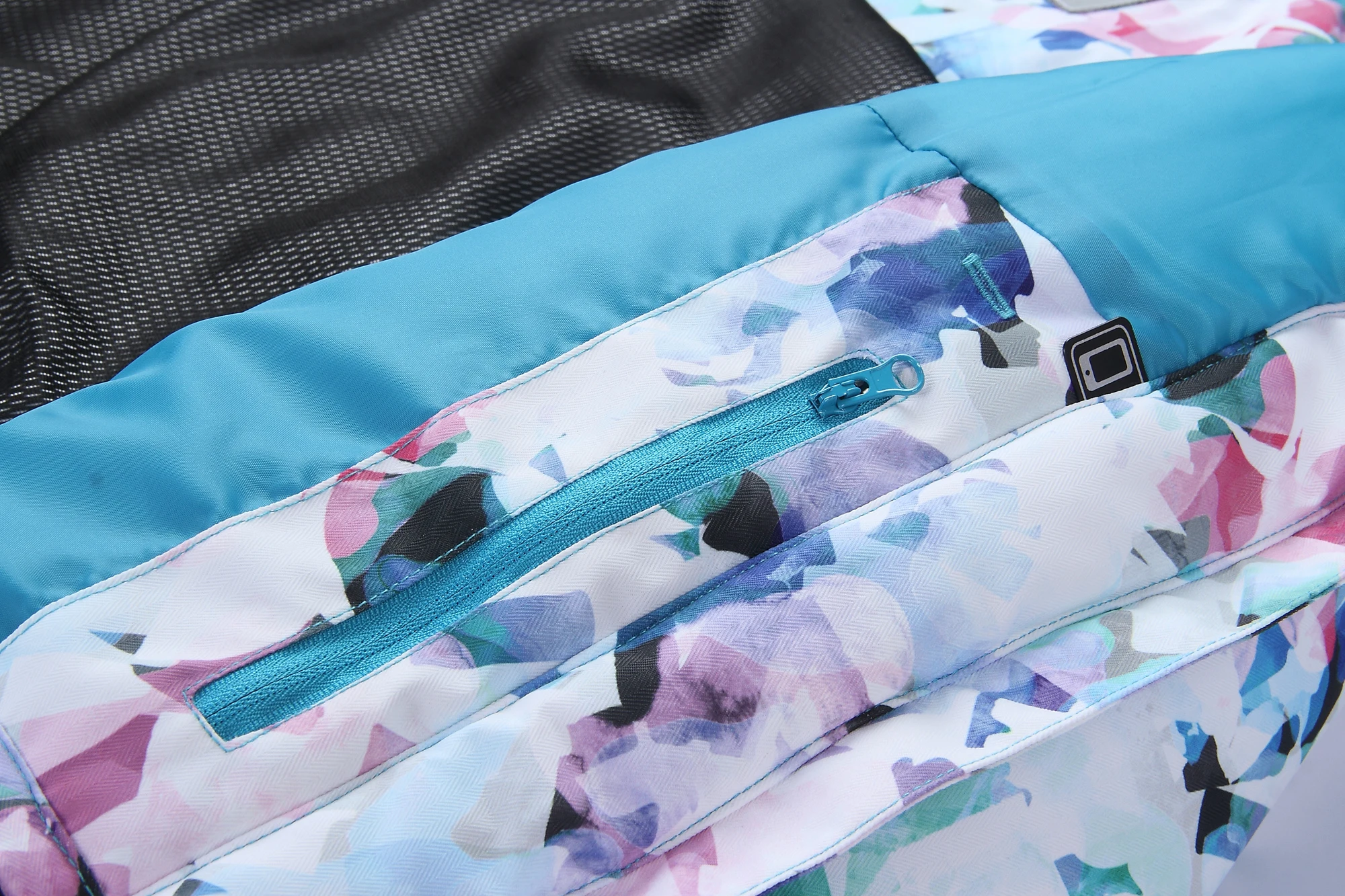 2021 Custom Logo High Quality Waterproof Casual Jacket Coat Women Winter Jacket Parka Coats Ski Jackets for Female