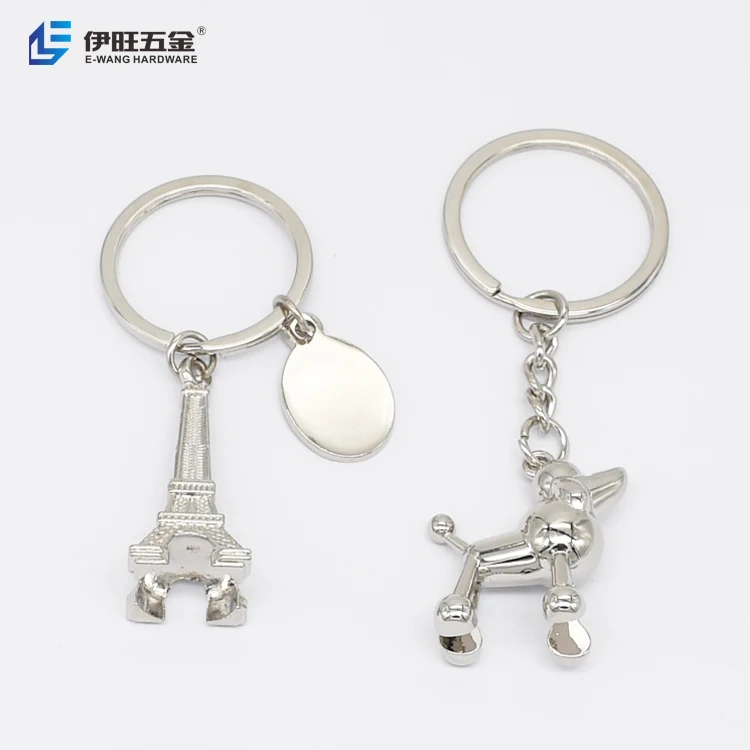 YIWANG New Design Metal French Paris Tower Keychain Souvenir Gift 3D Eiffel Tower Keychain Dog Puppy Keyring