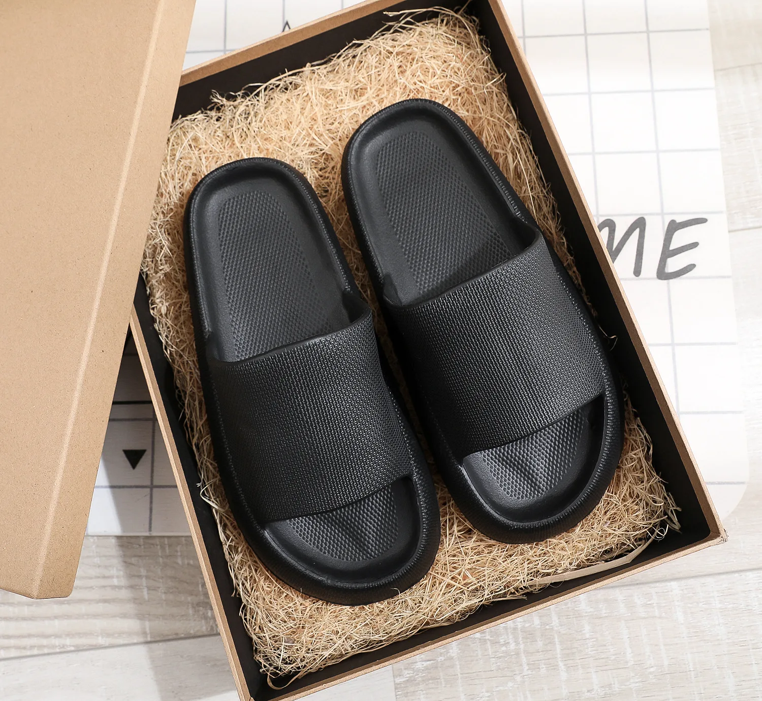 Amazon Supplier Cloud Slippers Very Comfortable Cushioned Platform Shower Slippers Bathroom Sandals