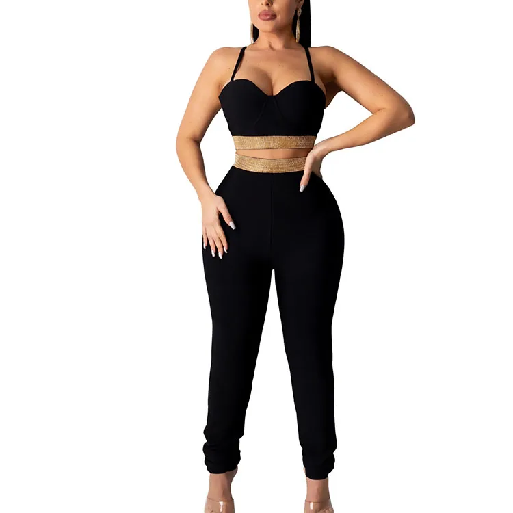 Комплект из двух предметов: топ и брюки-карандаш со стразами