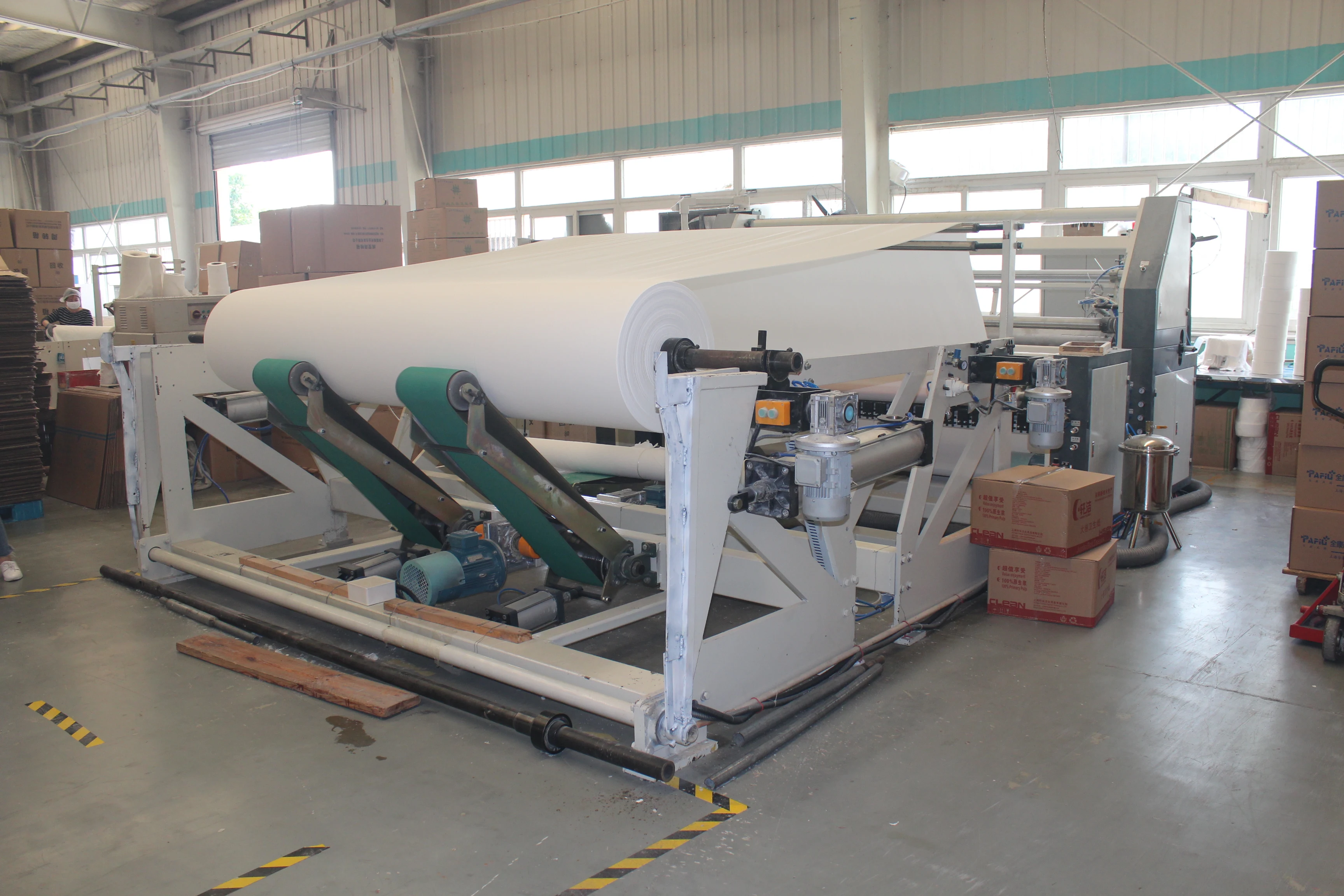 Eco Friendly Bulk Supply Hygienic Jumbo Roll Toilet Paper 3 ply 12 rolls