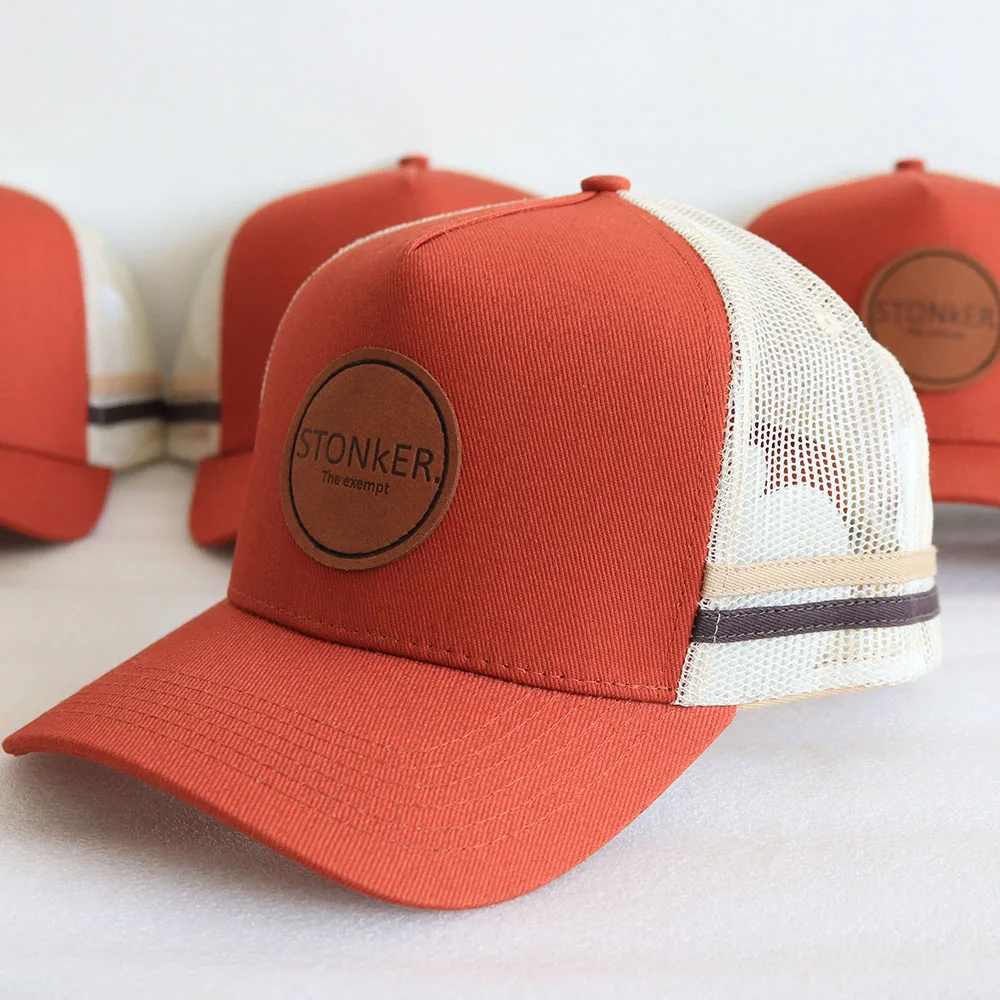 Fashion High Quality 5 Panel Country Trucker Caps Cotton Fabric And Leather Patch Logo Australian Country Caps With Strips