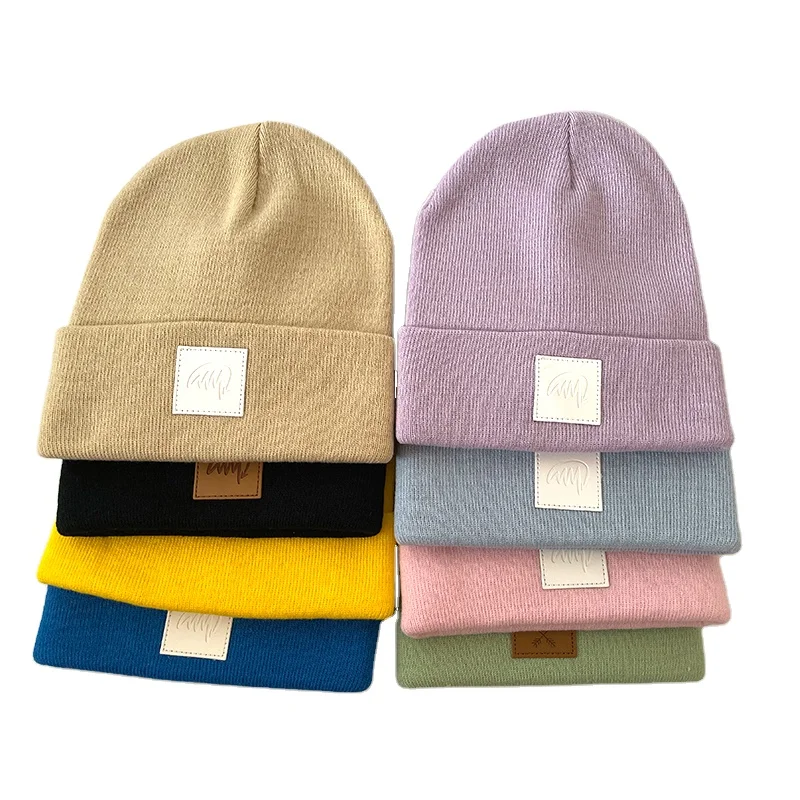 Hot Sale New Fashion Adult embroidered logo custom leather patch knit cuffed winter beanie hats