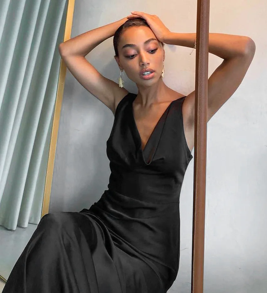 Customized Summer New Tank Top Dress Ice Silk Satin Small Black Dress Sexy Backless Long Dress