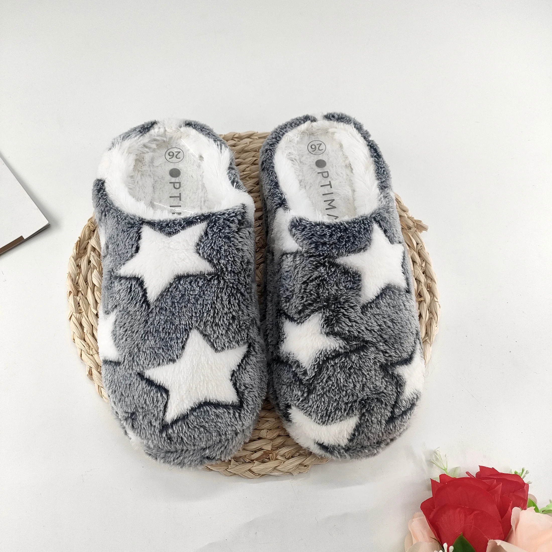 Plush Bedroom Non-slip Couples Shoes Factory Wholesale Girls Soft Sole Luxury Flannel Home Women Fur Slippers