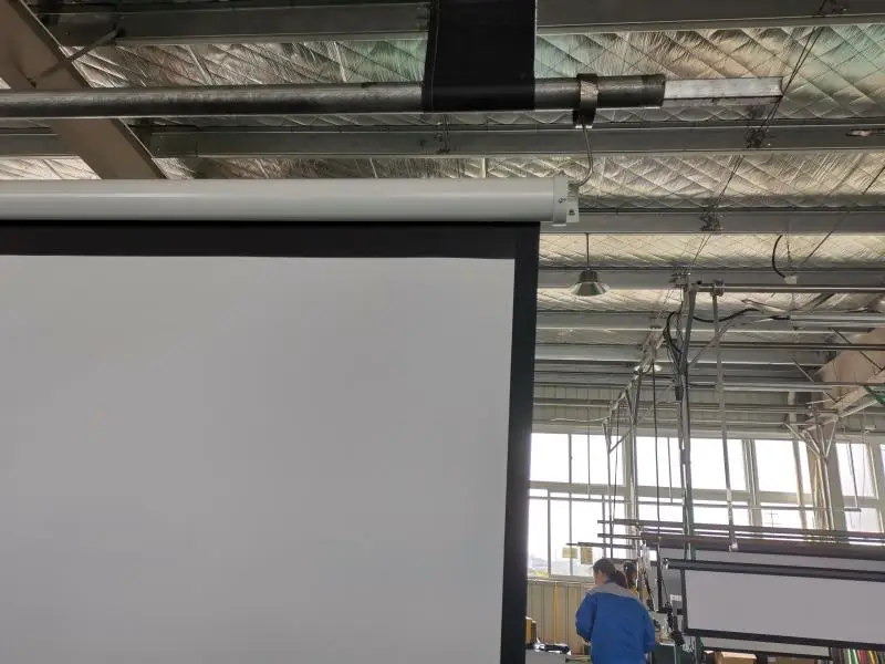 
70 inch Manual Pull Down Projection Screen with matte white fabric Wall Mounted Projector Screen 