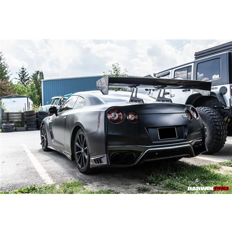 DarwinPRO OEM Style Carbon Fiber Rear Diffuser Sider Vents ForNissan GTR EBA R35