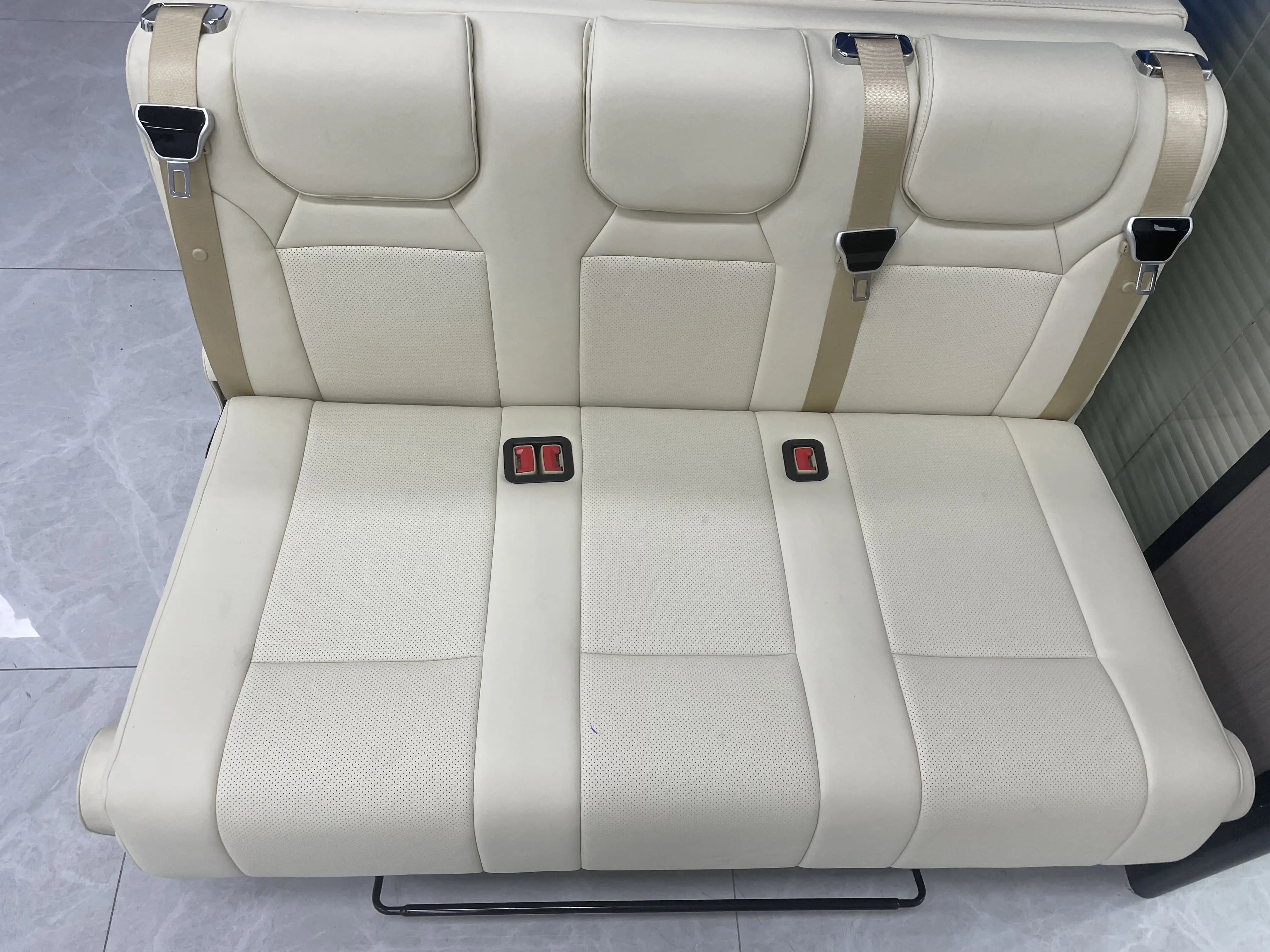 Luxury Leather RV Seat Adjustable Reclined Flipped Bed with Comfortable Caravan Van Model