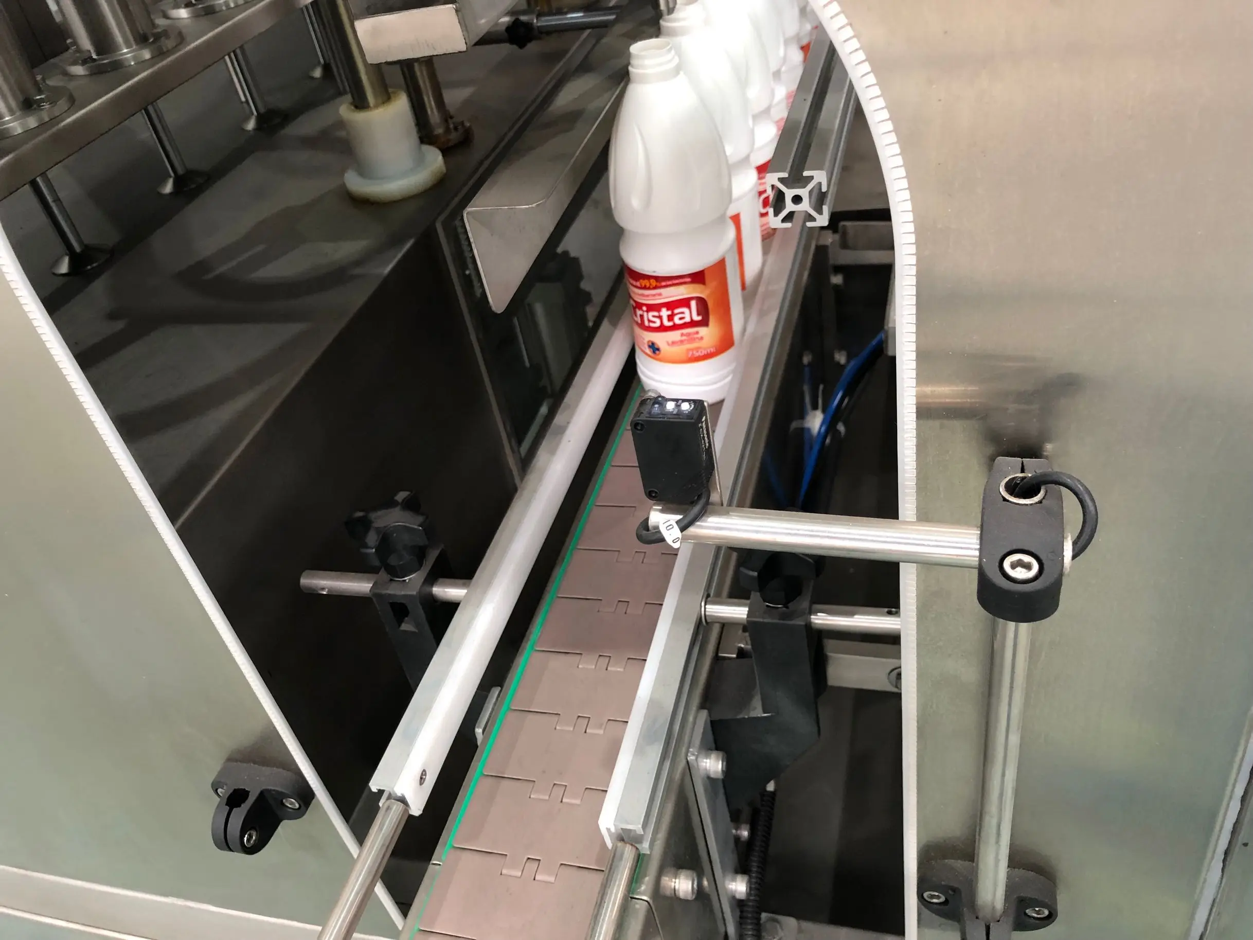 Automatic hand sanitizer wash shampoo shower gel Laundry Detergent bottling liquid soap filling machine