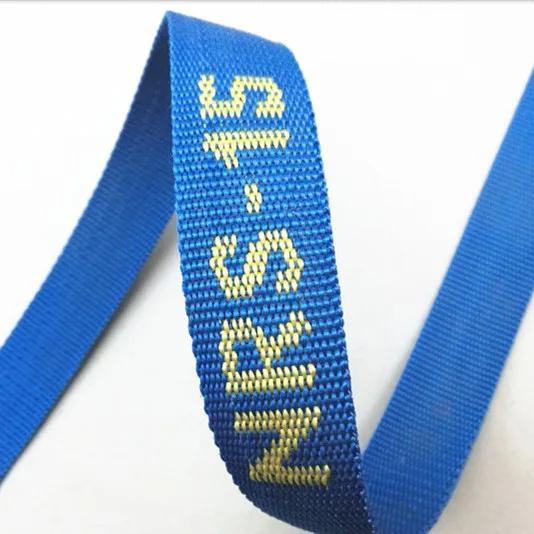 Ремешки для поводка и сумки с вышитым узором