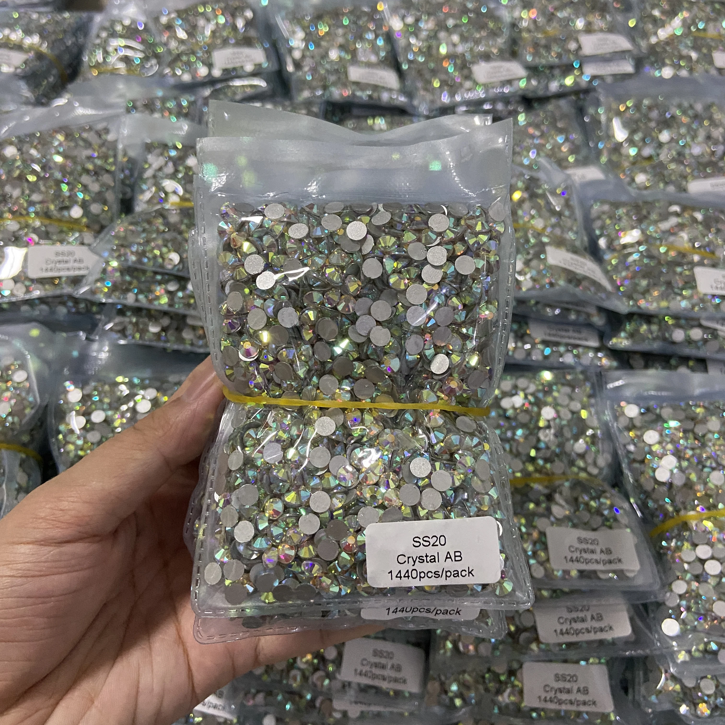 WHATSTONE Wholesale SS3 SS4 SS5 SS6 1440pcs/bag Crystal Strass Flatback Non Hot Fix Glass Rhinestones For Bling Cup Design