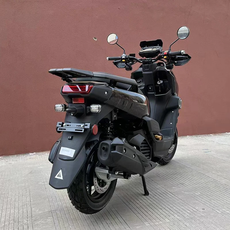 Most Popular 150CC 200CC Gas Scooter With Air Cooled EFI System From China Factory