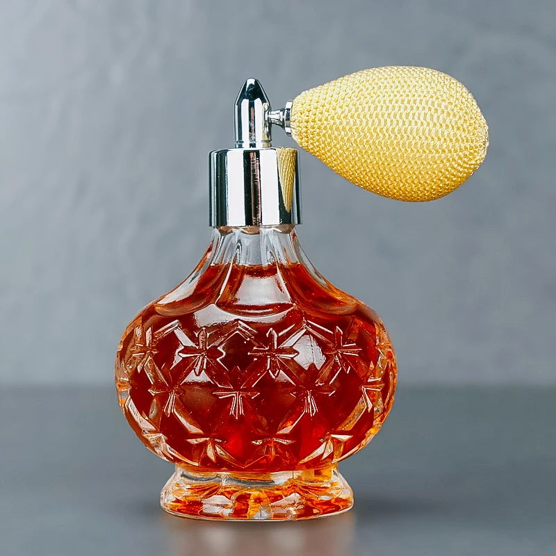 100ml Crystal Art Vintage Style Empty Refillable Perfume Atomizer Long Tassel Spray Bitter Bottle With Air Bag