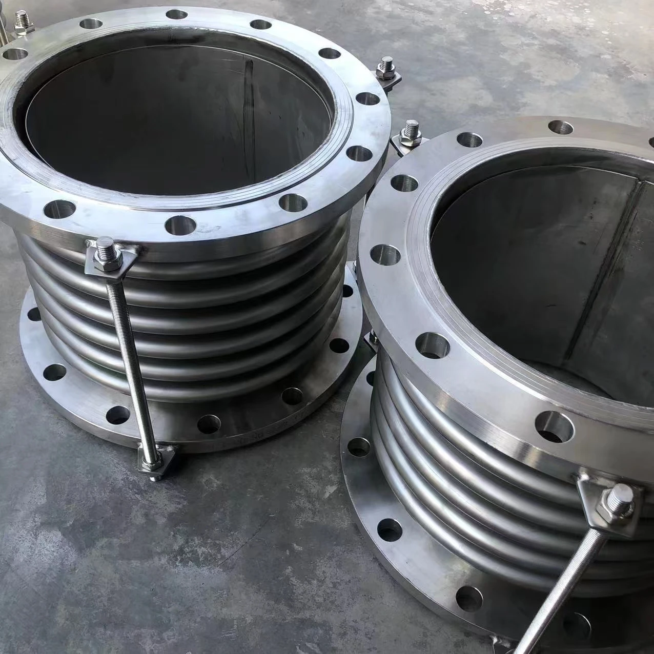 Diversion tube compensator