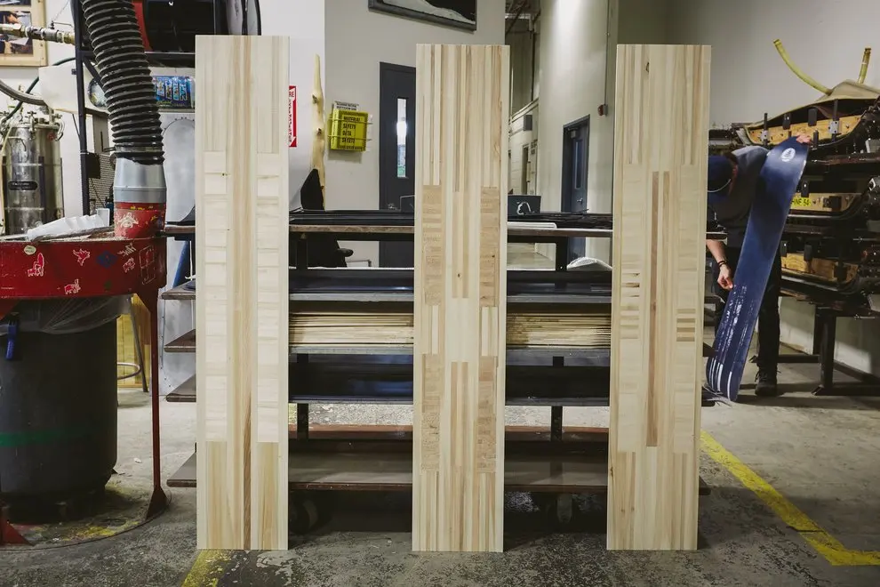 Custom Logo All Mountain Snowboard Sintered Base Poplar Core Snowboard