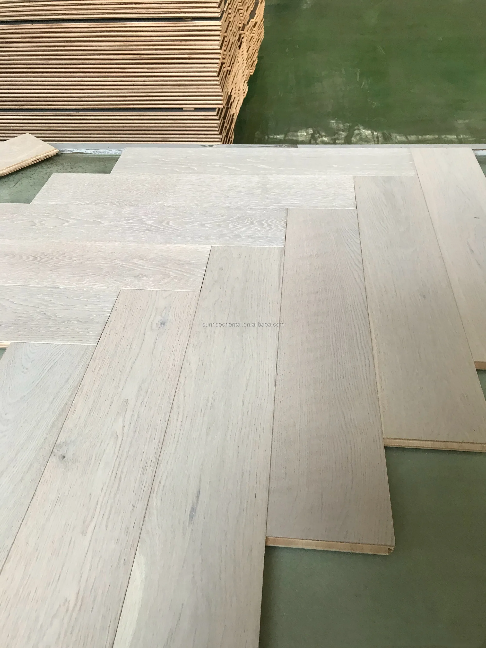 light stained chevron parquet engineered oak wood flooring