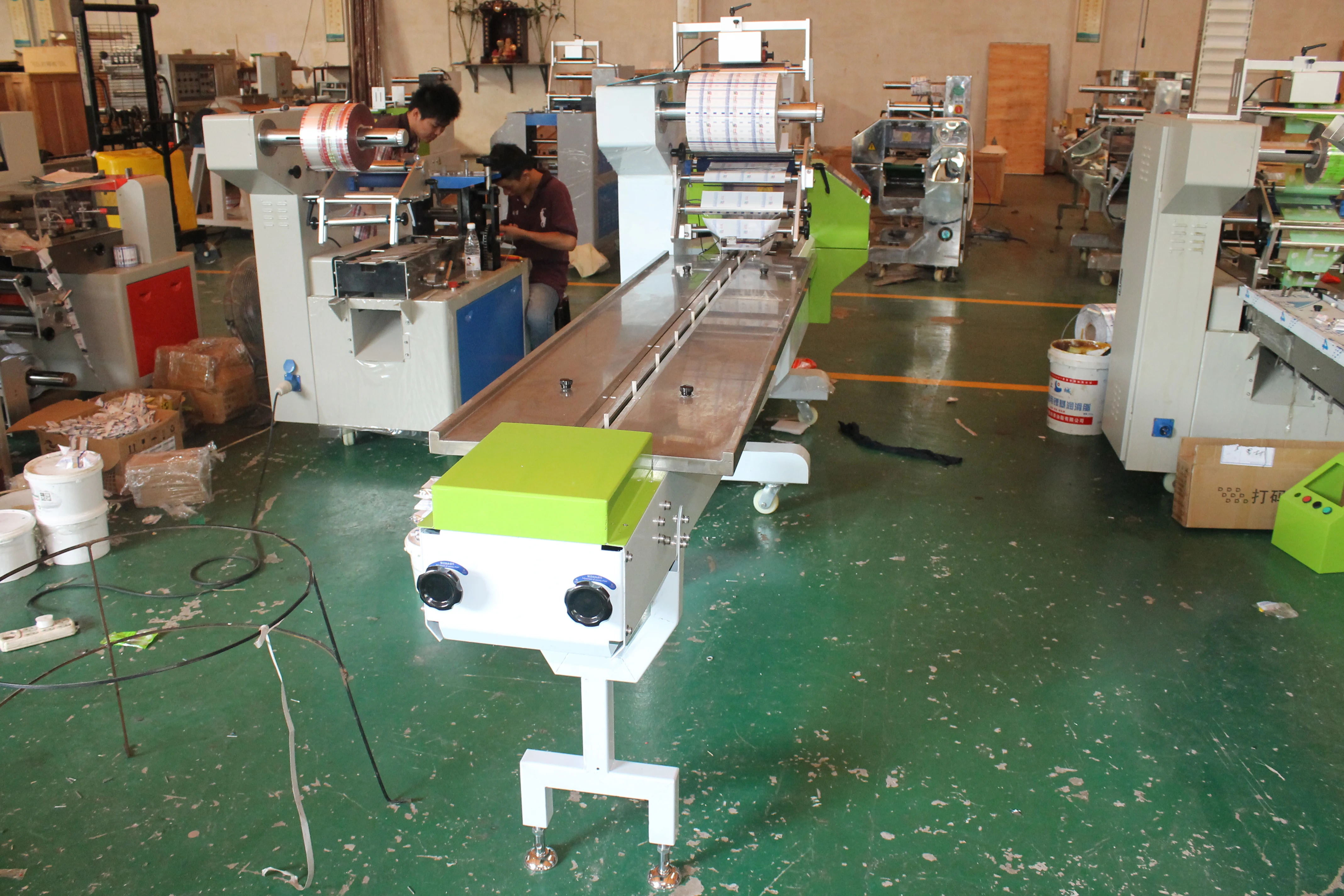 
China Manufacturing High Speed Long Tube Packing Machine 