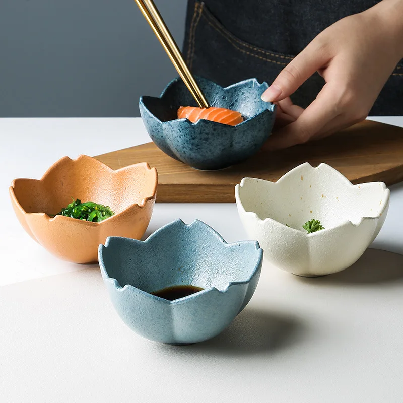 Japanese Ceramic Flower Shaped Dish Plate Household Hot Pot Dipping Dish Vinegar Soy Sauce Plate