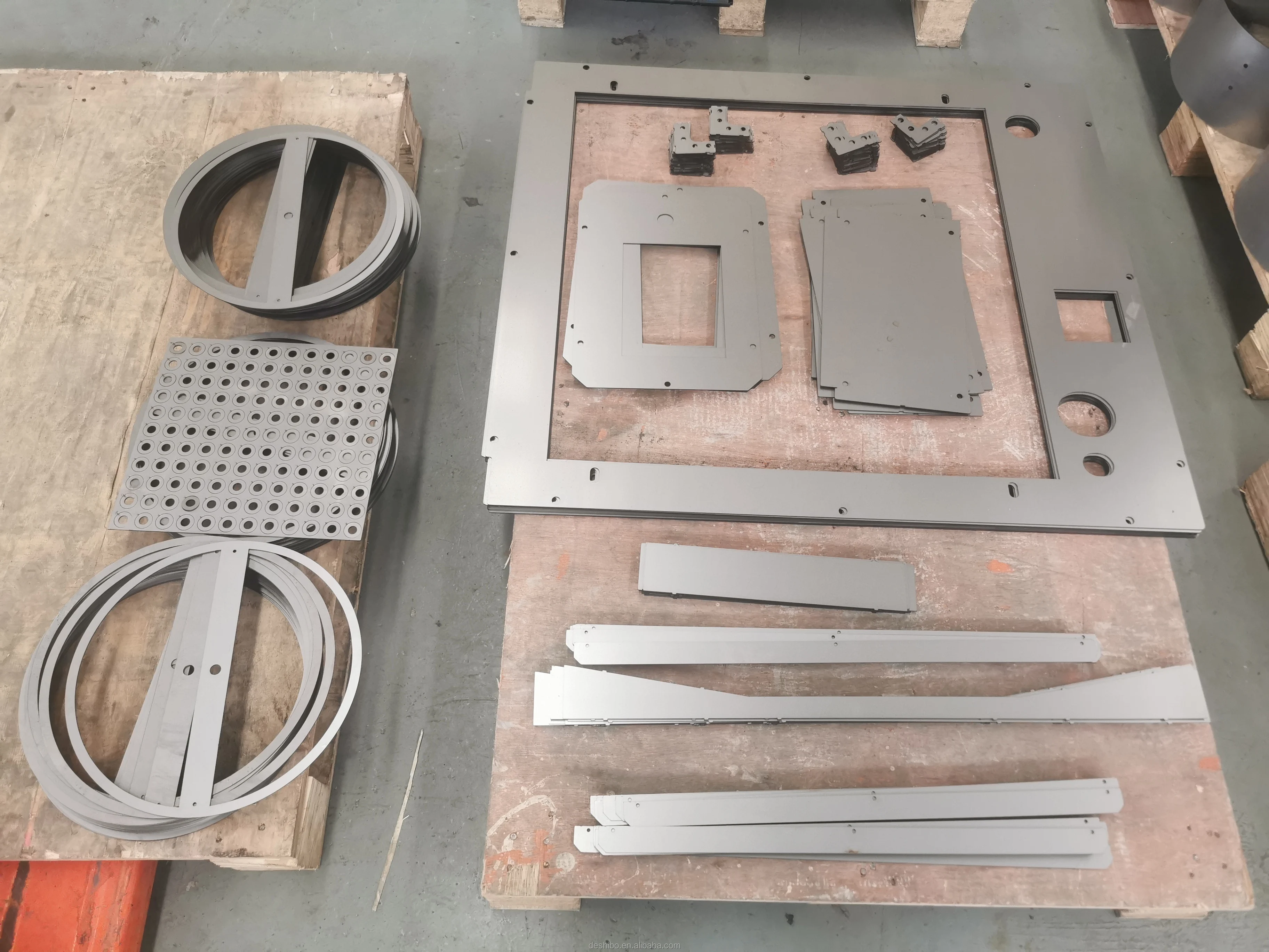 OEM Metal Stamping Parts Custom Factory Sheet Metal Fabrication CNC Processing Punching Bending Metal Stamping Assembly Parts