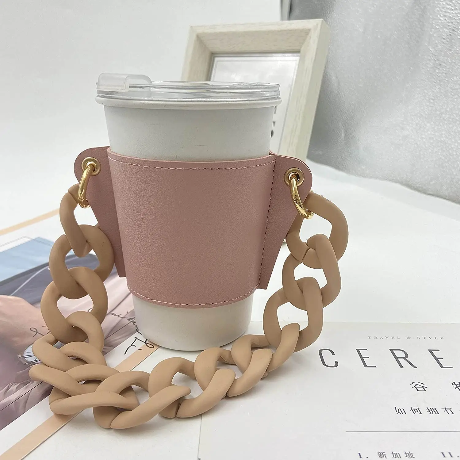 2021 new reusable PU leather coffee tea cup sleeve big acrylic chain strap outdoor glass water cup sleeves for coffee