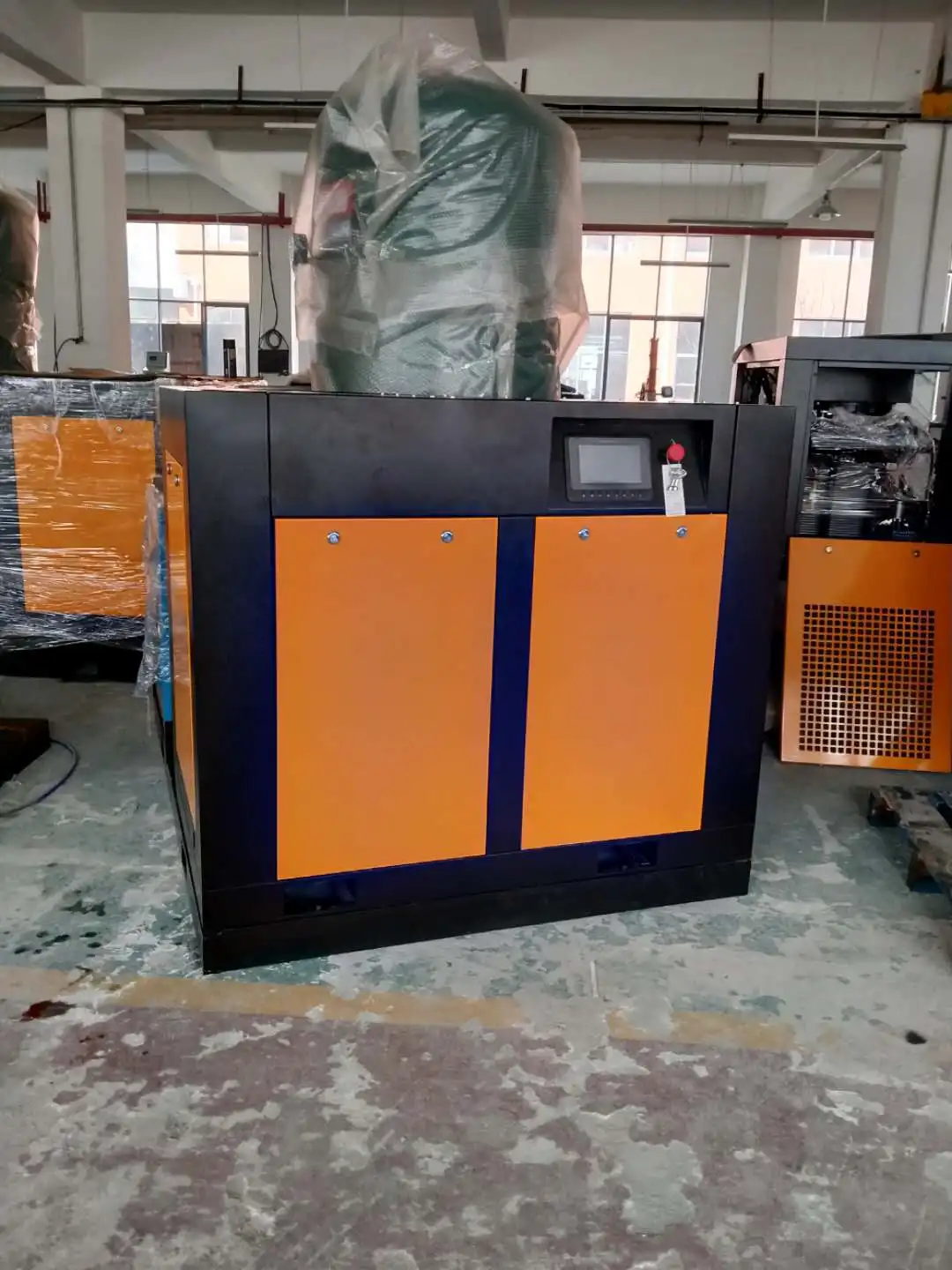 22 кВт 30hp 16 бар инверторный компрессор с постоянным магнитом с 600 л воздушным баком и осушителем воздуха