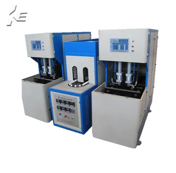 Pet bottle blow molding machine