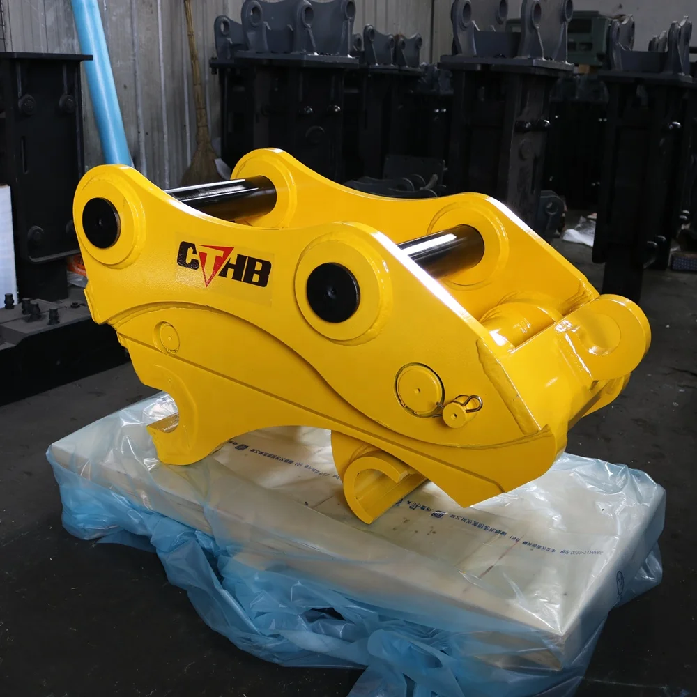 Excavator tilt rotating quick coupler hitch