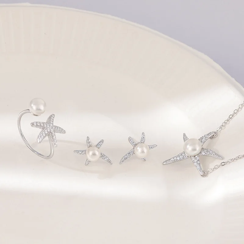  Ожерелье из серебра 925silver с бриллиантами и морскими