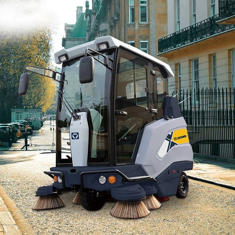 XCMG Official XGHD160ASAC Warehouse Vacuum Sweeper Truck Leaf Street Floor Sweeper Cleaning Machine