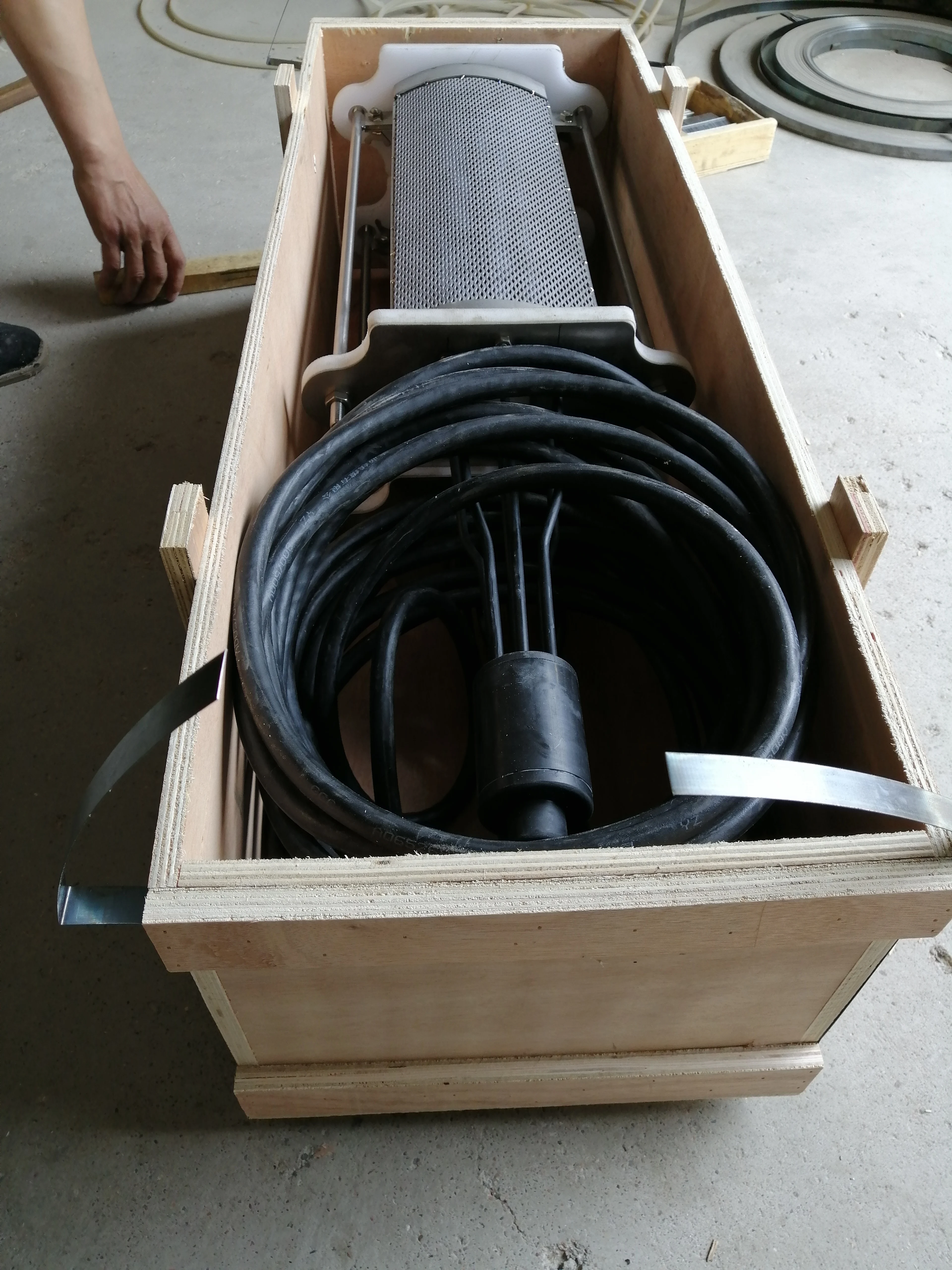 Baoji customized  MMO ruthenium coated titanium electrodes Electrolysis cell supplier