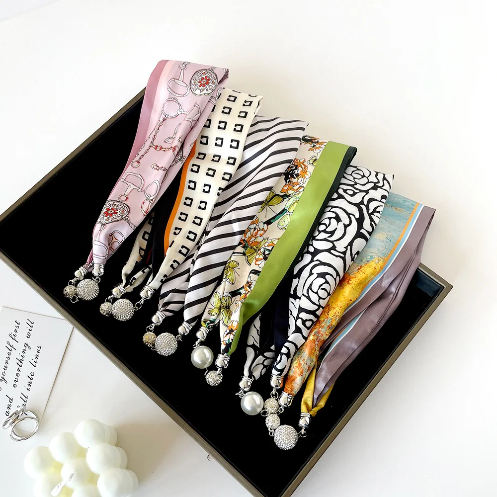 Summer Buckle Silk Scarf Magnetic Button Lazy Girl Scarf Neckerchief Pearl Pendant Scarf with Jewelry