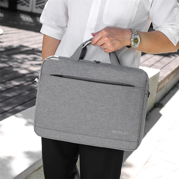 2022 Popular Men Business Computer Waterproof Sling Shoulder  Pack Flight Bag Briefcase Laptop Bag For Women