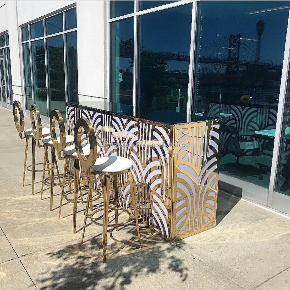 Party furniture gold stainless steel metal glass top bar table and stool set