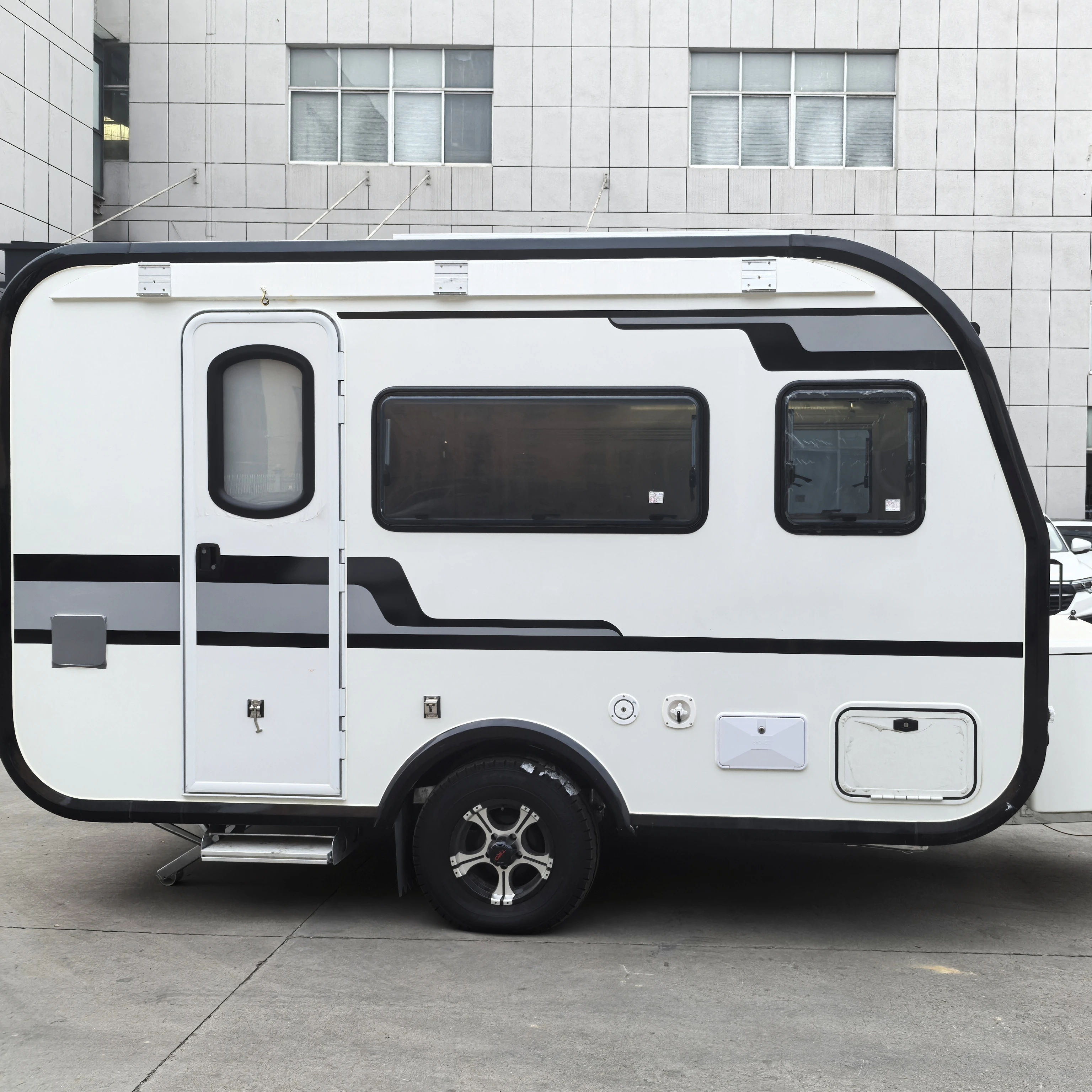 RV truck bed light weight caravan electric  camper on road caravans furniture  right door caravan