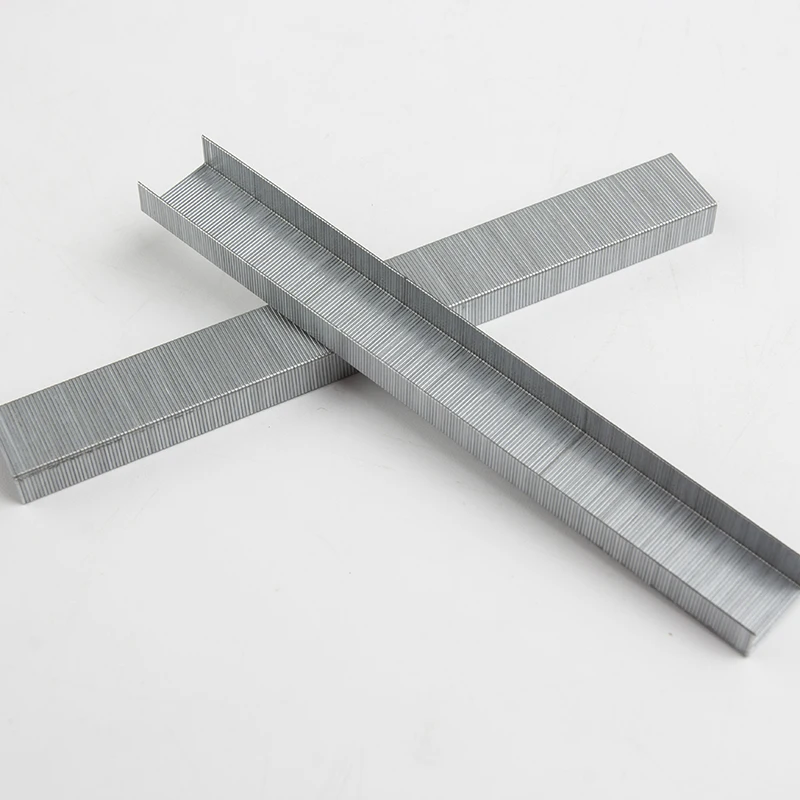 Прямая продажа с завода, высококачественные стандартные офисные скобы 26/6 для бумаги