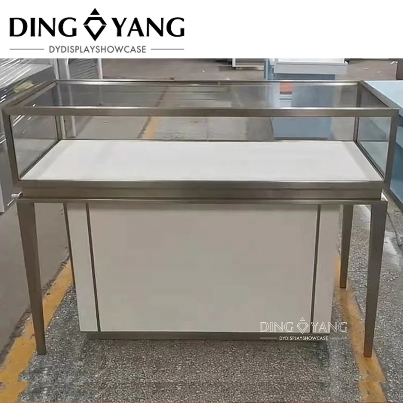 Factory Offer Beautiful Modern Jewelry Shop Design , Build Your Brand And Promote Sales