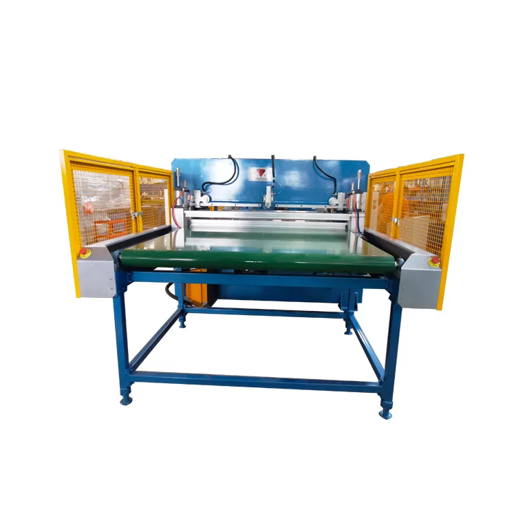auto-feeding roll fabric cutting machine