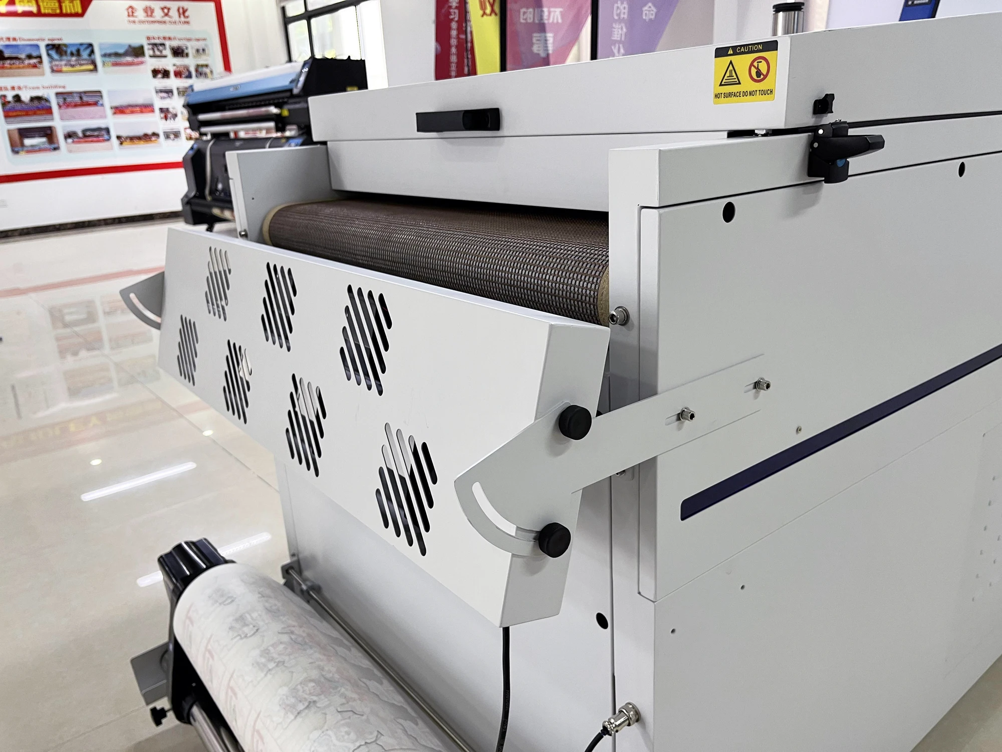 Factory whole sale DTF t-shirt printing machine dtg printer t-shirt dtf printer 60cm i3200 head transfer pet film dtf printer